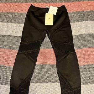 Fabletics work out leggings